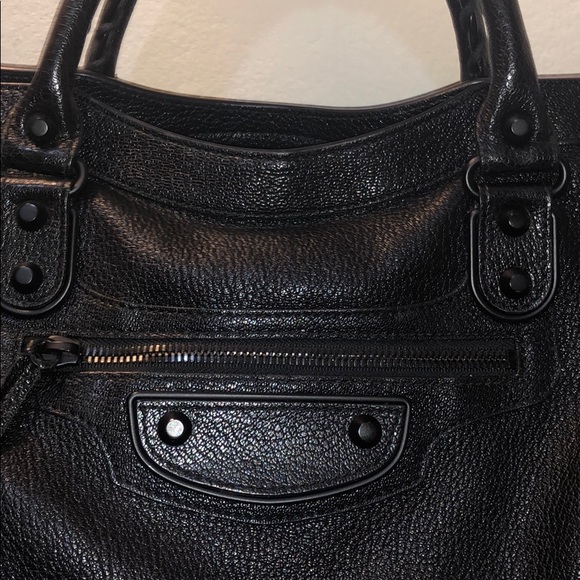 balenciaga metallic edge city medium